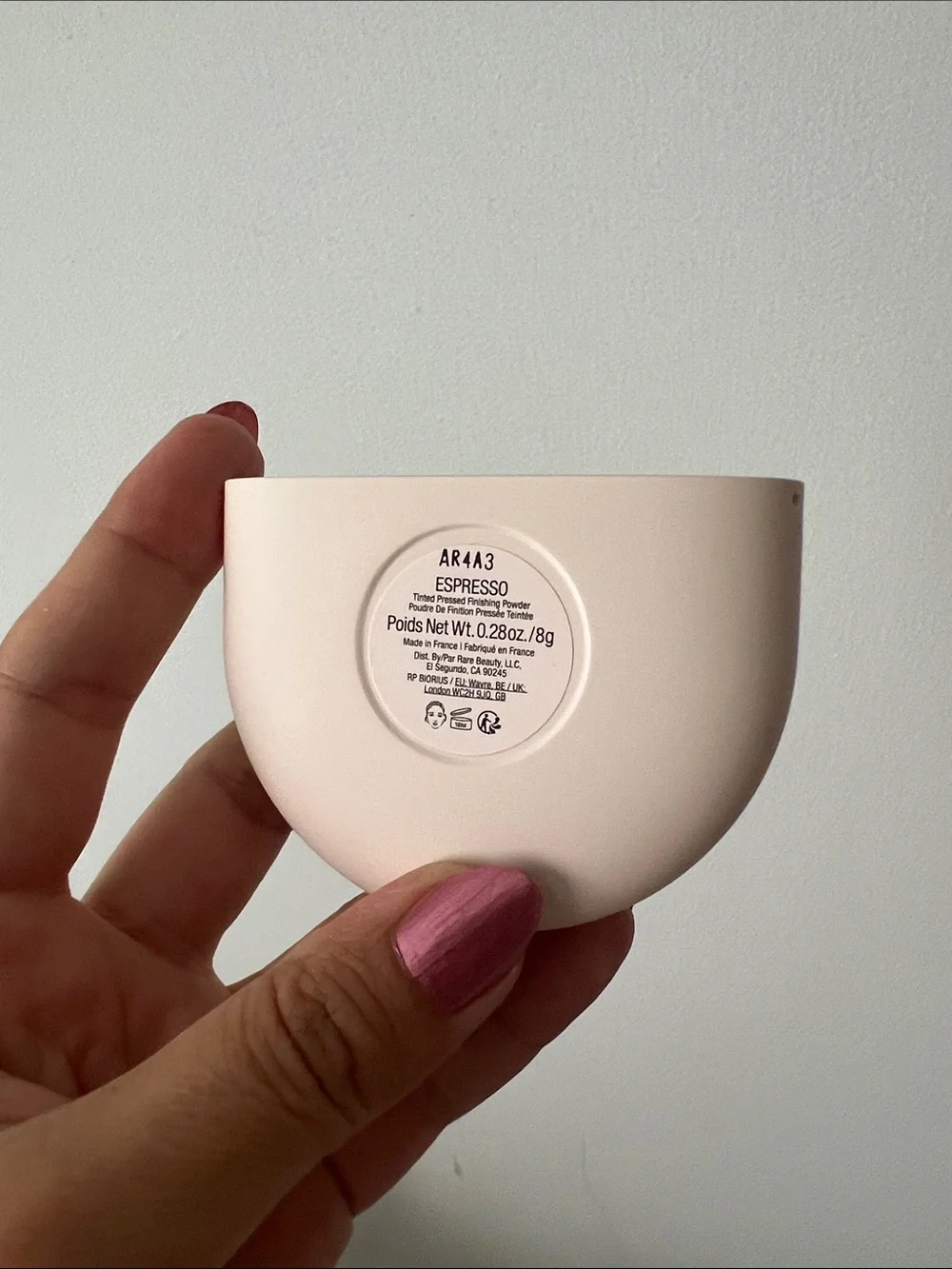Rare Beauty True To Myself Tinted Pressed Finishing Powder ESPRESSO